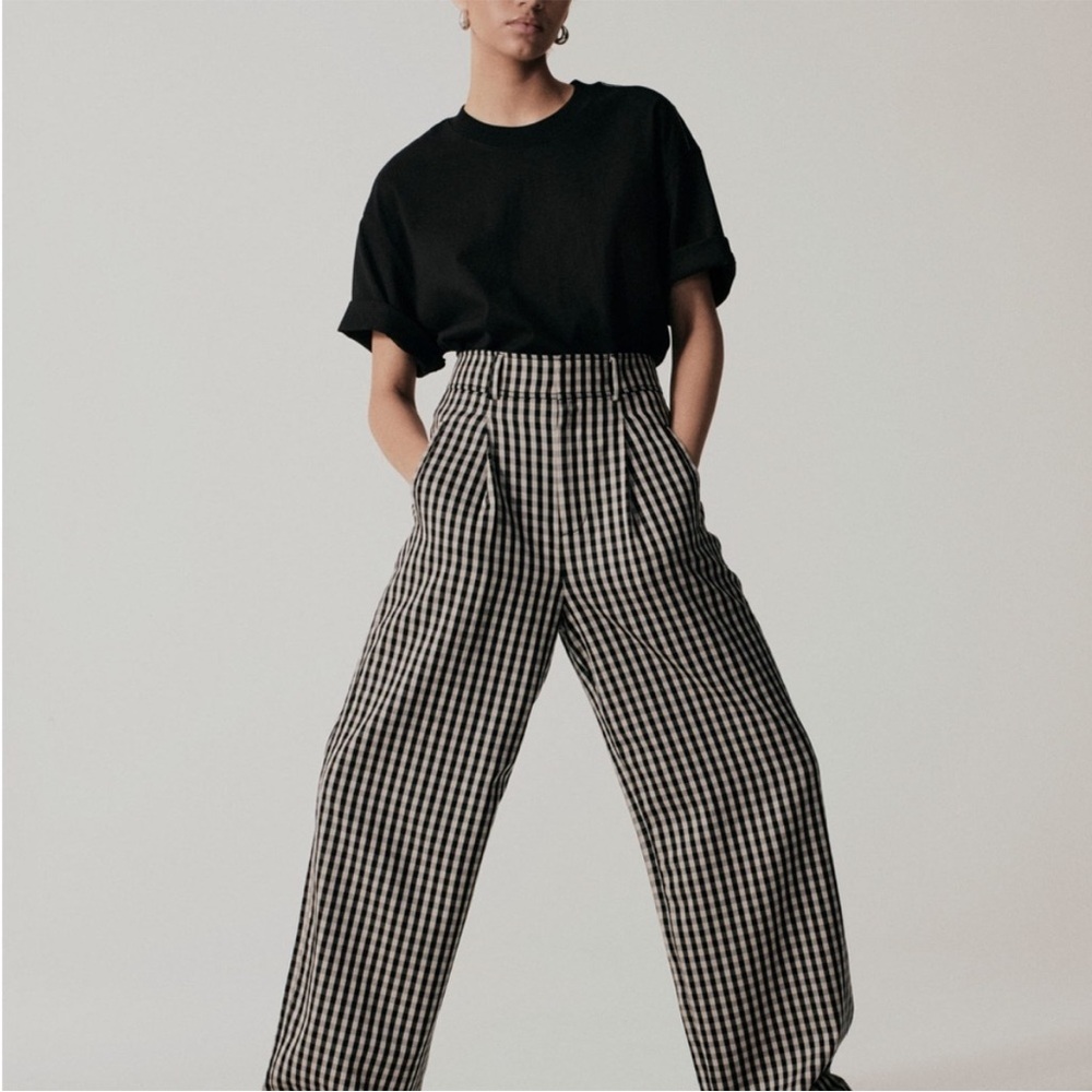 Everlane Way High Drape Pant in Khaki/Black checkered pattern